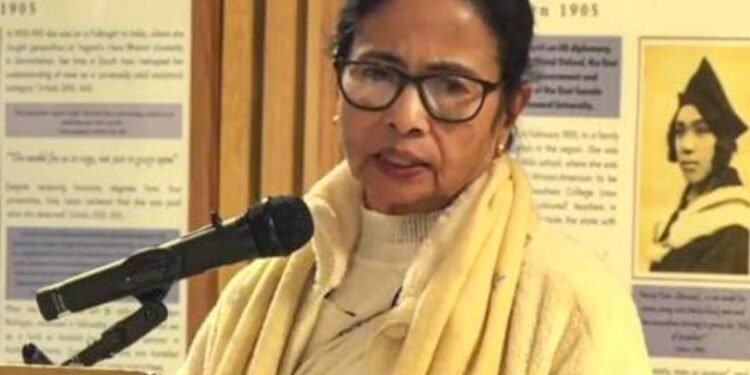 সামাজিক উন্নয়নের সাফল্যই ,লন্ডনে অক্সফোর্ড ইউনিভার্সিটিতে মমতা ব্যানার্জির ভাষণ : রাজদীপ দাস Founder, leaderdekho.com